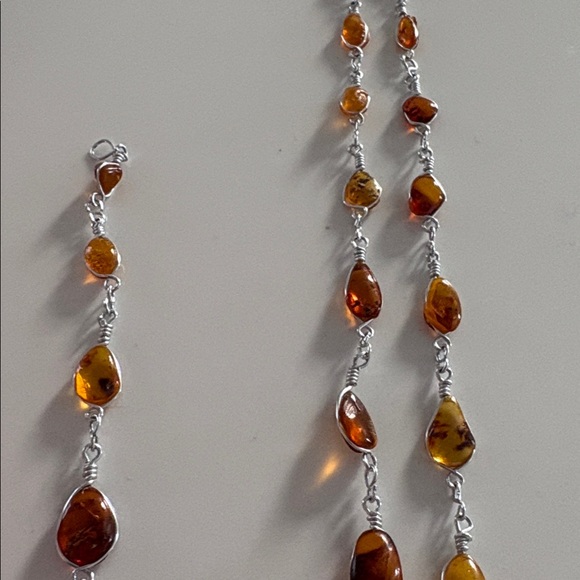 Baltic Amber Necklace + Bracelet in Silver wiring - Picture 5 of 6